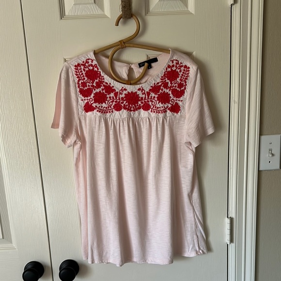 Gibson Pink Embroidered Short Sleeve Blouse - Picture 1 of 3